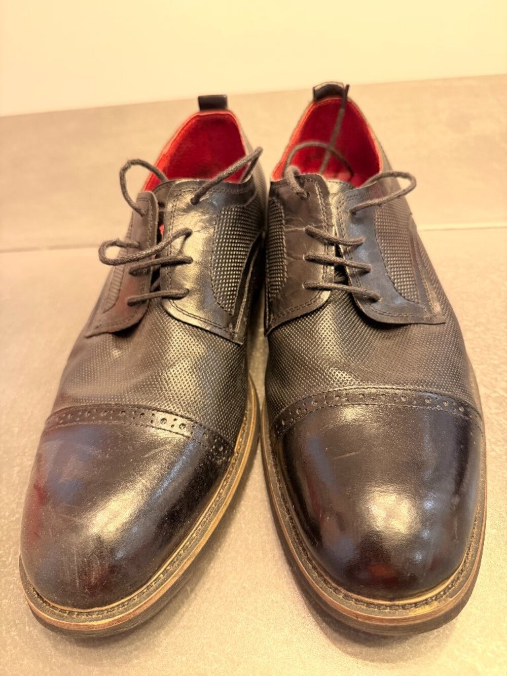 Steve Madden Men’s Size 12 Black Leather Cap Toe Oxford Dress Shoes Red Lining